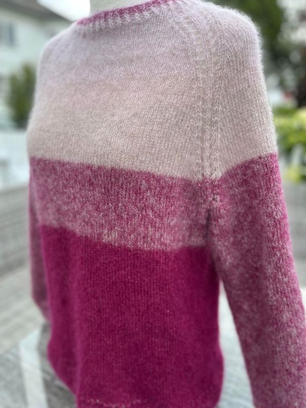 Sjursø-genser, rosa (strikkekappe)