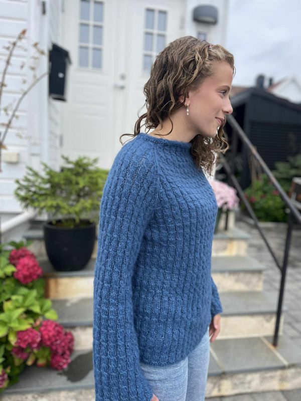 Hellefjorden sweater (pattern)