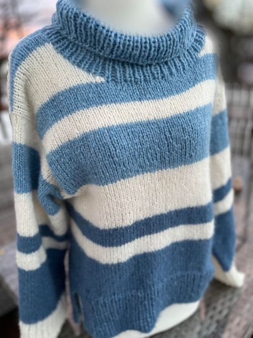 Hovedbilde Stripegenser (strikkepakke)