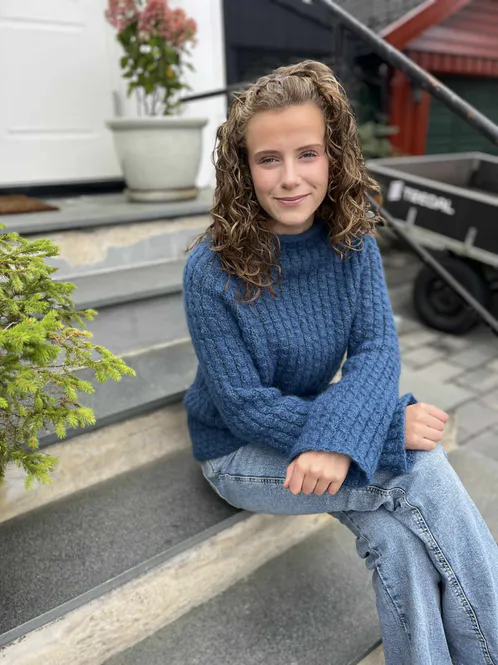Main Image Hellefjorden sweater 